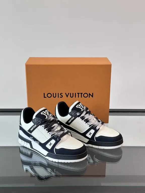 Louis Vuitton Shoe 